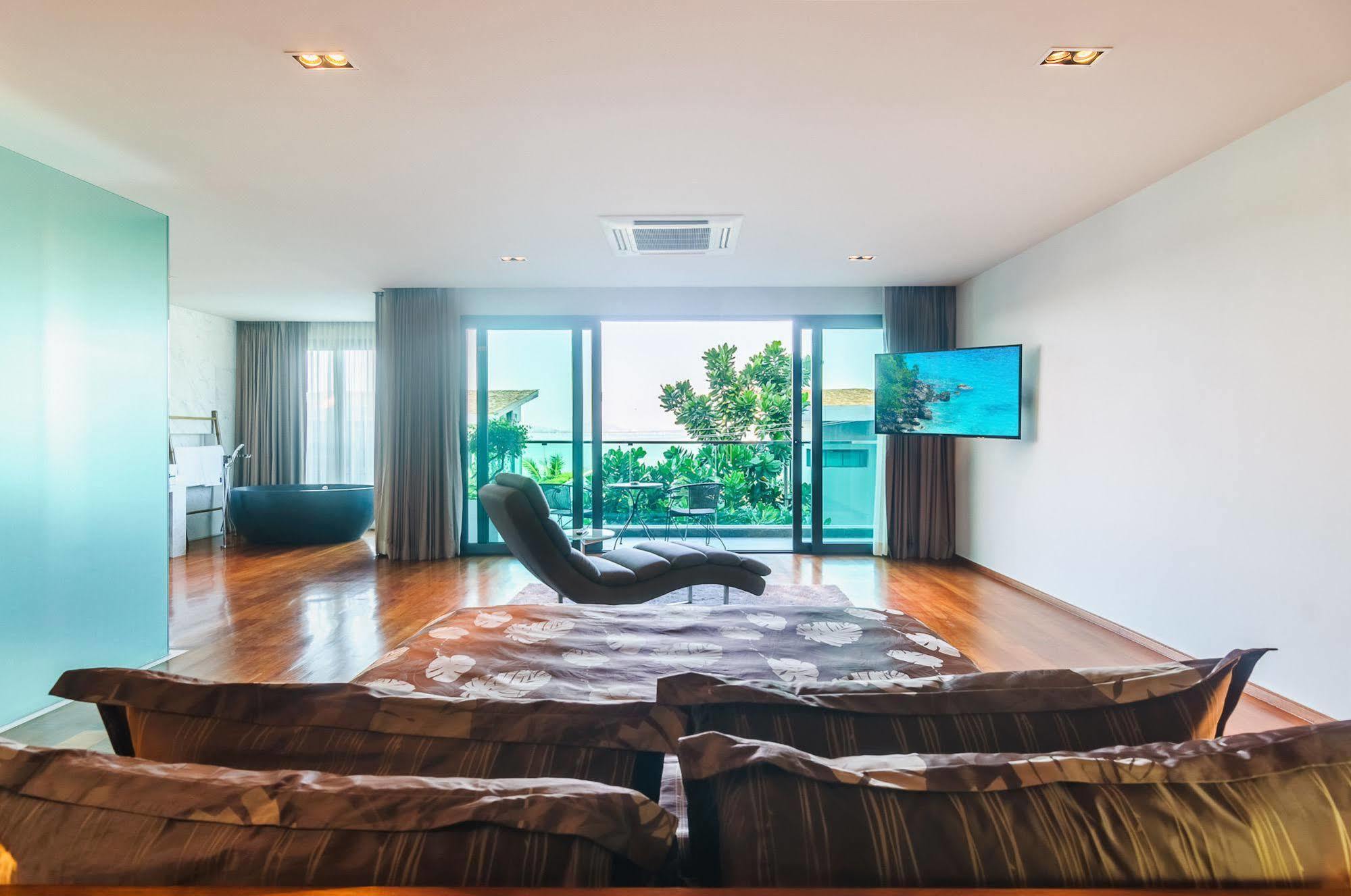 Elemental Villas Rawai Exterior photo